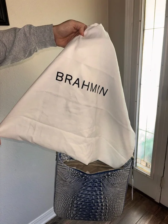 Brahmin Navy Croc-Embossed Leather Crossbody with Gold Hardware - Picture 5 of 5